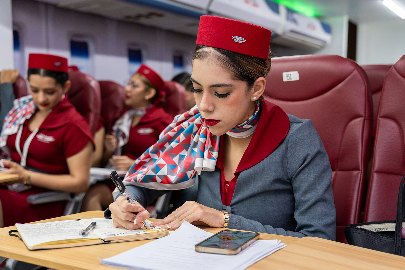 gdl-sobrecargos-salon3-3